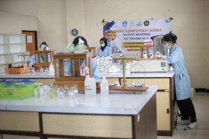 peracikan sediaan obat kapsul, dan peracikan sediaan obat krim