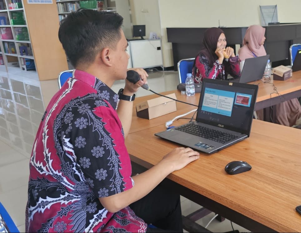 Peringkat 1 di Google dengan Keyword “Kampus Kesehatan Malang”, UPTI Adakan Workshop Bagi Pengelola Website di ITSK RS DR. SOEPRAOEN