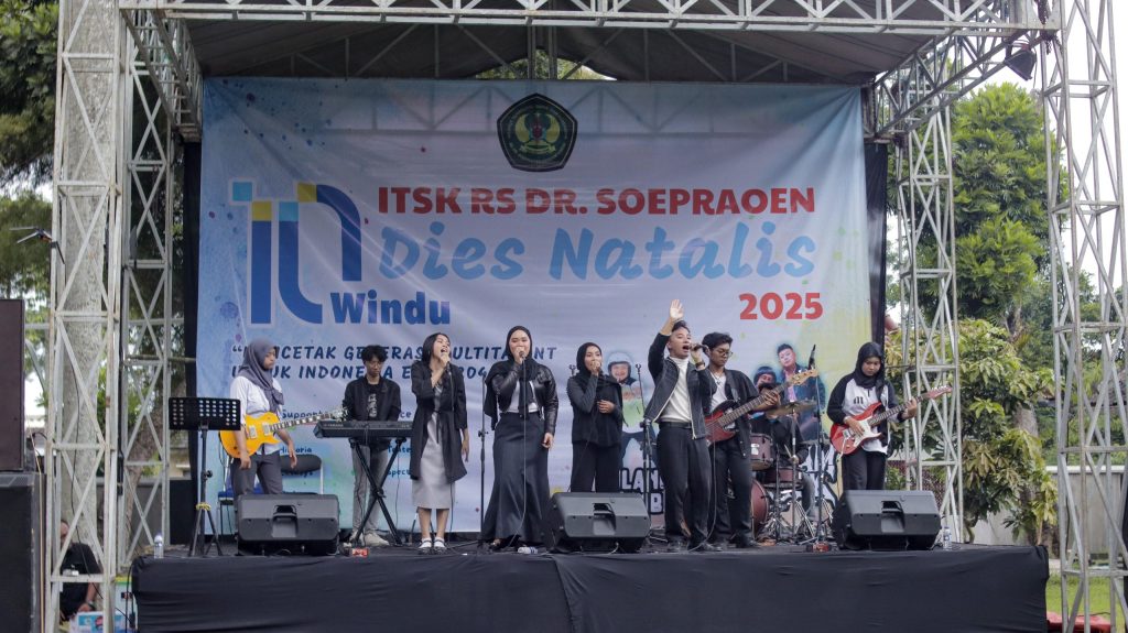 Meriah dan Bermakna: Dies Natalis 10 Windu ITSK RS dr. Soepraoen Malang Angkat Tema “Mencetak Generasi Multitalent untuk Indonesia Emas 2045”